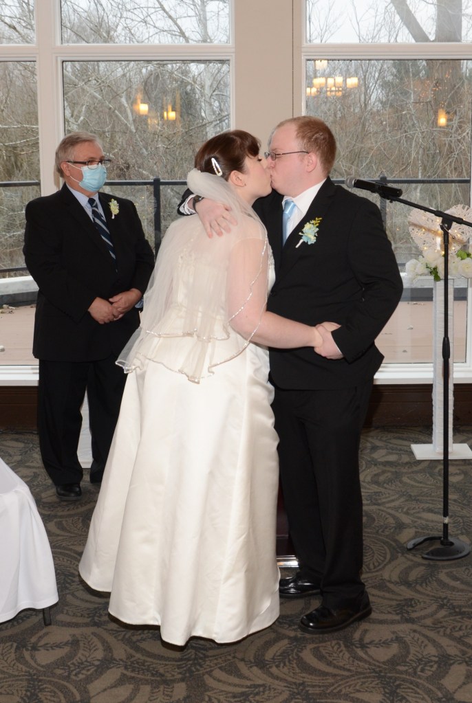 Lovely 2022 New Years Day wedding at The Elm Hurst Inn by Columbia Photos of London Ontario