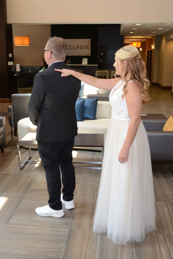 Wedding photographers London Ontario. Columbia Photos is wedding photography based in London Ontario. Owner and pro photographer is Phil Vanderpost.