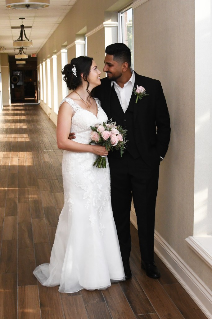 Beautiful Stoneridge Rose Chapel wedding by Columbia Photos of London Ontario