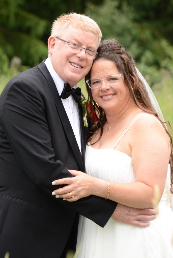 Beautiful wedding at Bellamere Winery and Event Centre by Columbia Photos of London Ontario