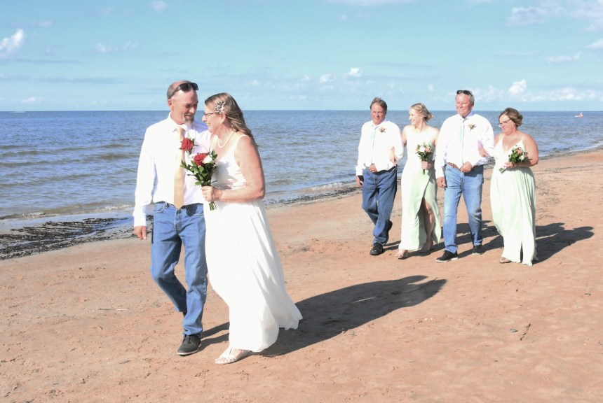 Columbia Photos is beautiful wedding photography based in London Ontario