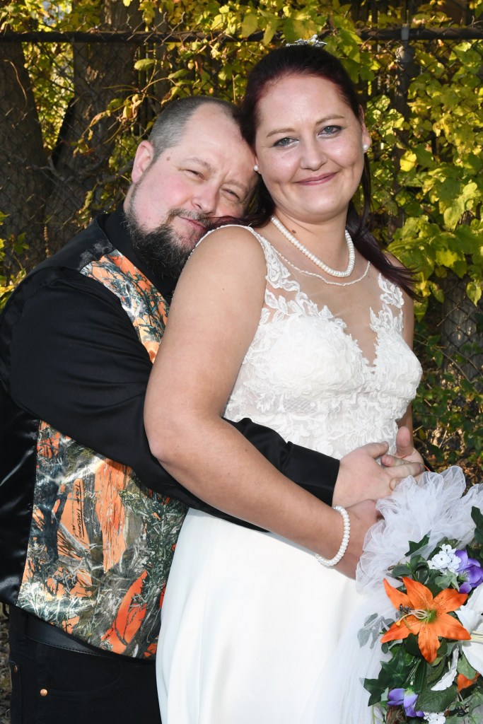 Beautiful Fall wedding by Columbia Photos