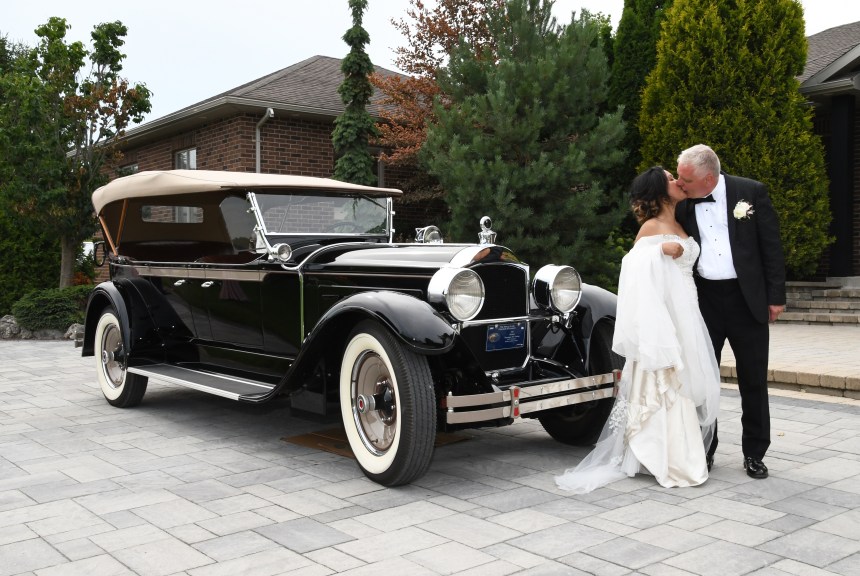 Beautiful Chatham wedding by Columbia Photos of London Ontario