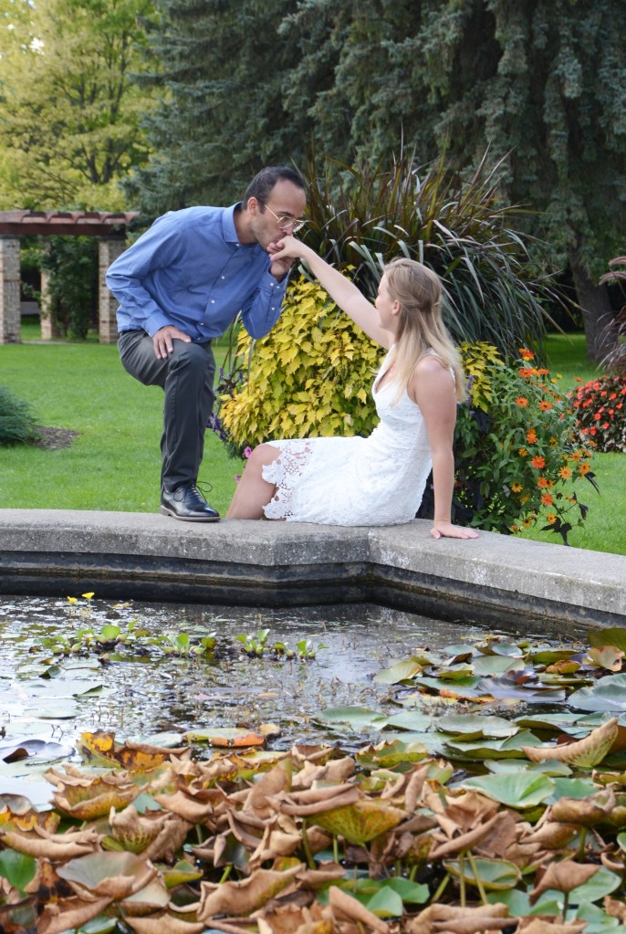Wedding photographers London Ontario. Columbia Photos is wedding photography based in London Ontario. Owner and pro photographer is Phil Vanderpost.