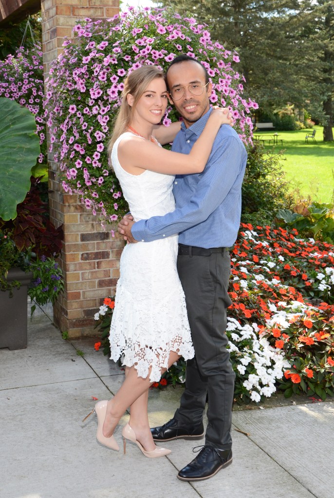 Wedding photographers London Ontario. Columbia Photos is wedding photography based in London Ontario. Owner and pro photographer is Phil Vanderpost.