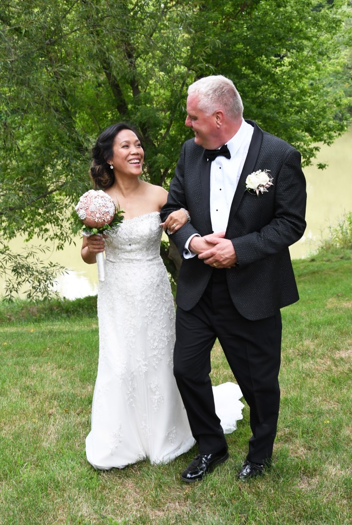 Beautiful Chatham wedding by Columbia Photos of London Ontario