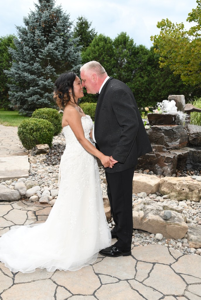 Beautiful Chatham wedding by Columbia Photos of London Ontario