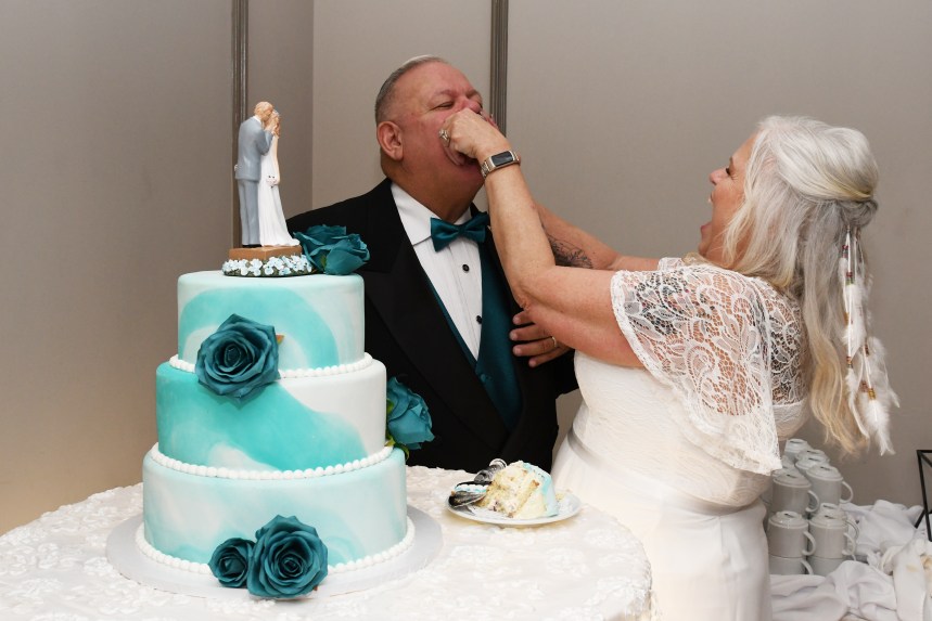 Beautiful Best Western Stoneridge Inn wedding by Columbia Photos of London Ontario