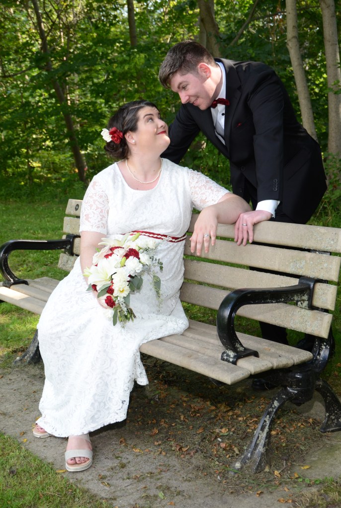 Wedding photographers London Ontario. Columbia Photos is wedding photography based in London Ontario. Owner and pro photographer is Phil Vanderpost.