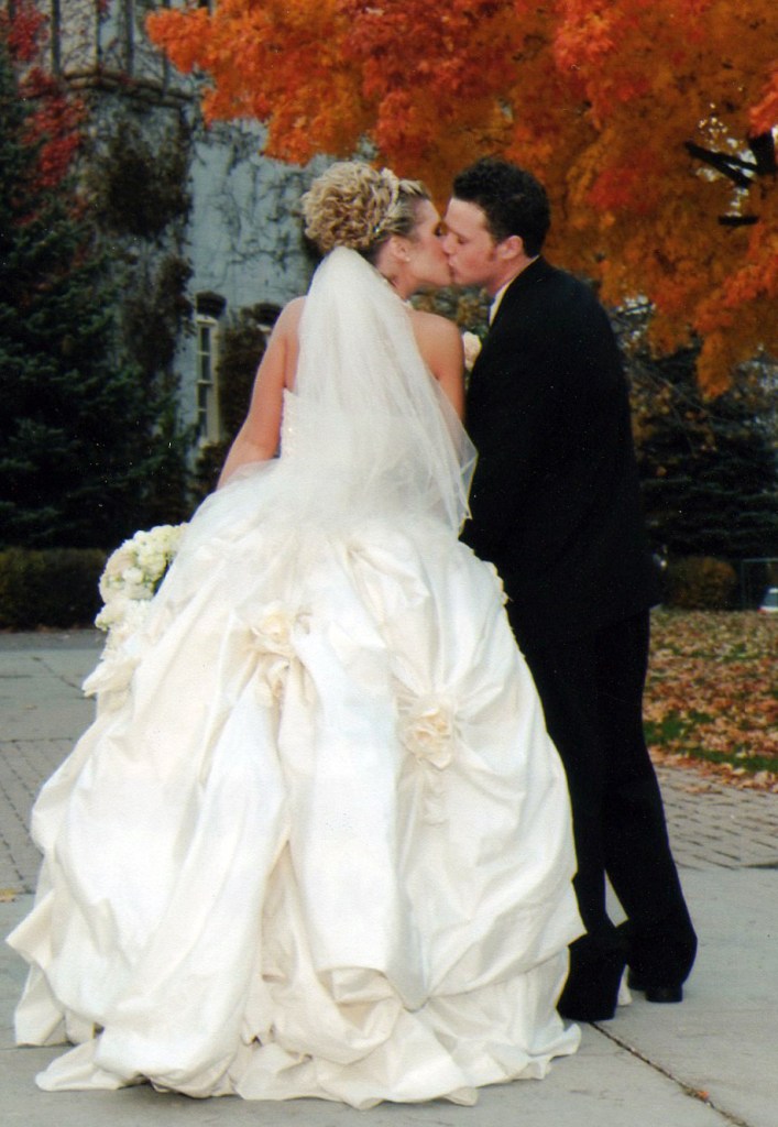 Wedding photographers London Ontario. Columbia Photos is wedding photography based in London Ontario. Owner and pro photographer is Phil Vanderpost.