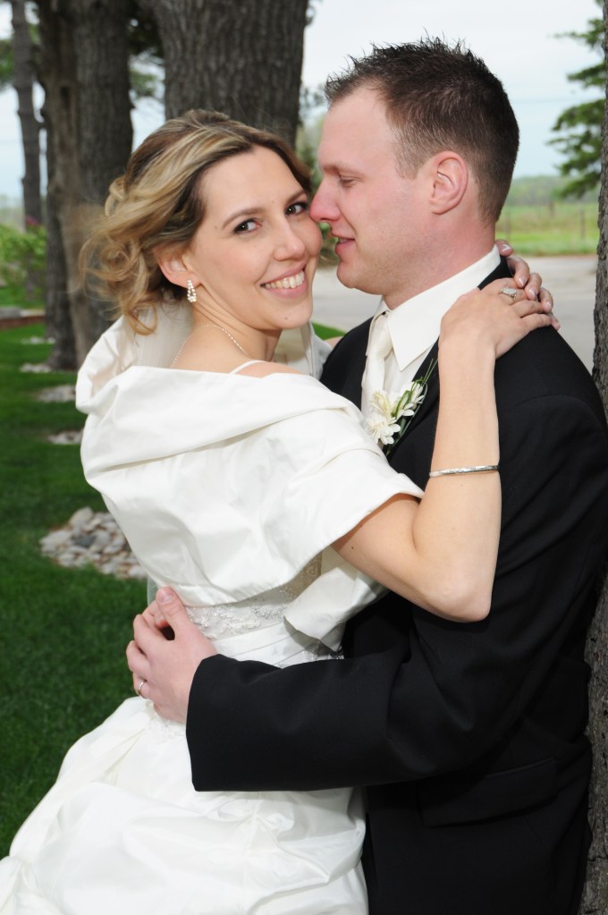 Wedding photographers London Ontario. Columbia Photos is wedding photography based in London Ontario. Owner and pro photographer is Phil Vanderpost.