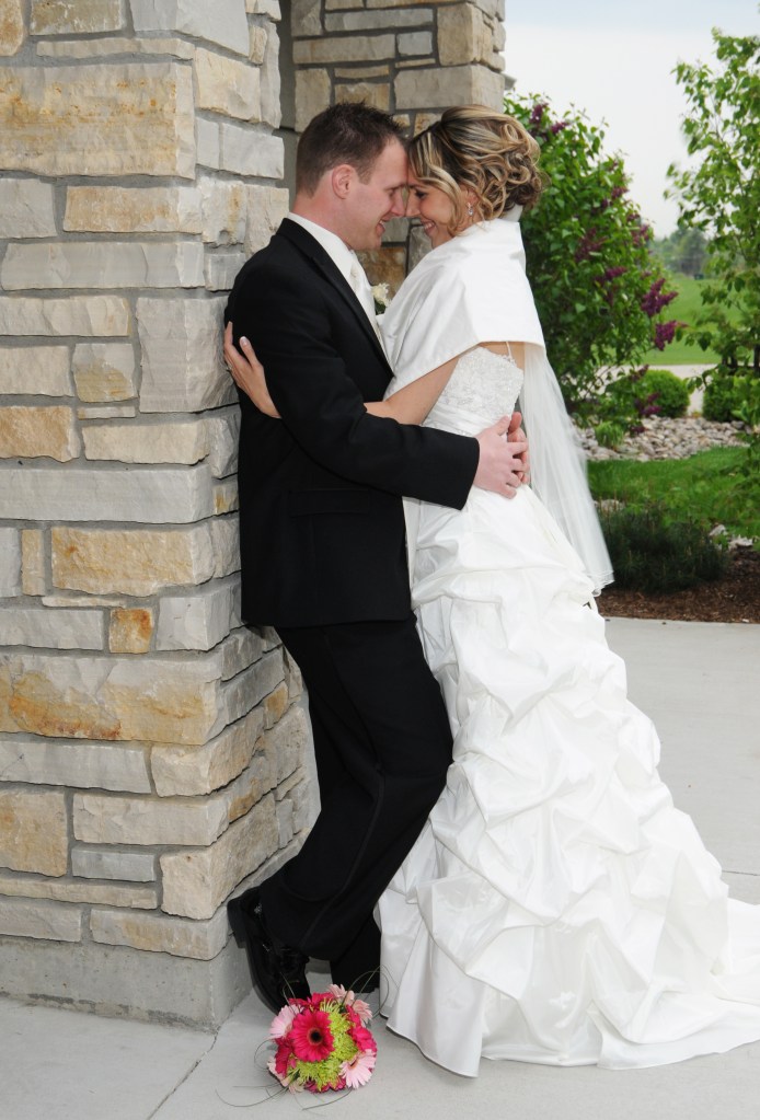 Wedding photographers London Ontario. Columbia Photos is wedding photography based in London Ontario. Owner and pro photographer is Phil Vanderpost.