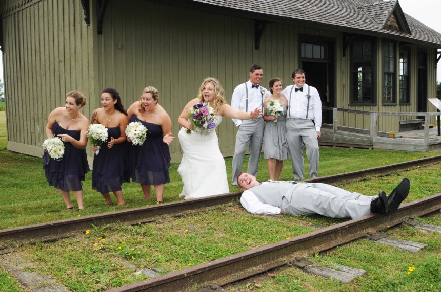 Wedding photographers London, Ontario. Columbia Photos is wedding photography based in London, Ontario.