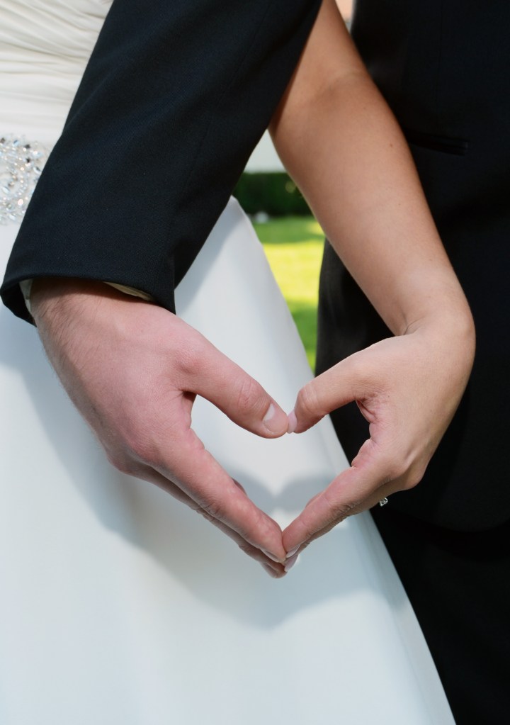 Wedding photographers London Ontario. Columbia Photos is wedding photography based in London Ontario. Owner and pro photographer is Phil Vanderpost.