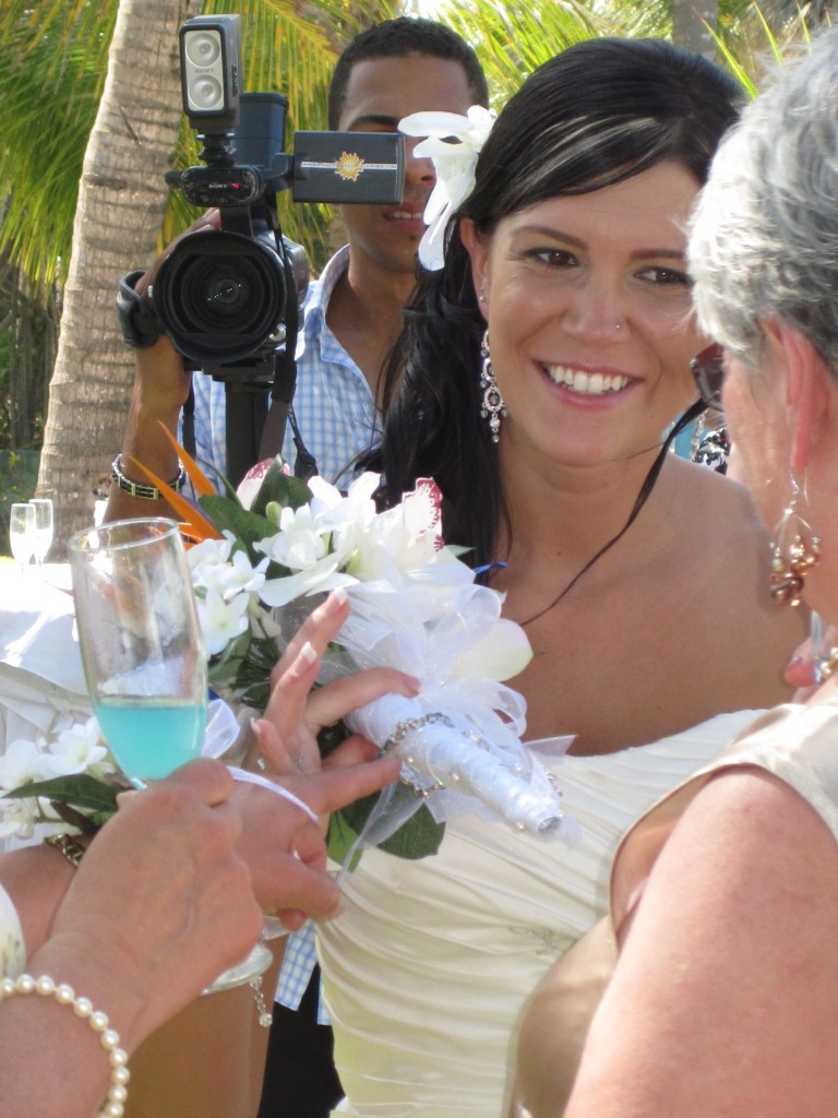 Wedding photographers London Ontario. Columbia Photos is wedding photography based in London Ontario. Owner and pro photographer is Phil Vanderpost.