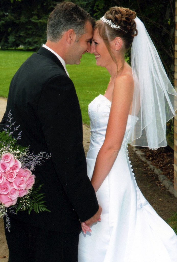 Wedding photographers London Ontario. Columbia Photos is wedding photography based in London Ontario. Owner and pro photographer is Phil Vanderpost.