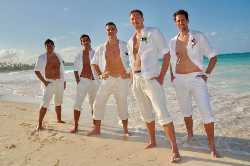 Wedding photographers London Ontario. Columbia Photos is wedding photography based in London Ontario. Owner and pro photographer is Phil Vanderpost.