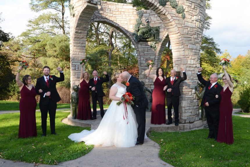 Wedding photographers London Ontario. Columbia Photos is wedding photography based in London Ontario. Owner and pro photographer is Phil Vanderpost.
