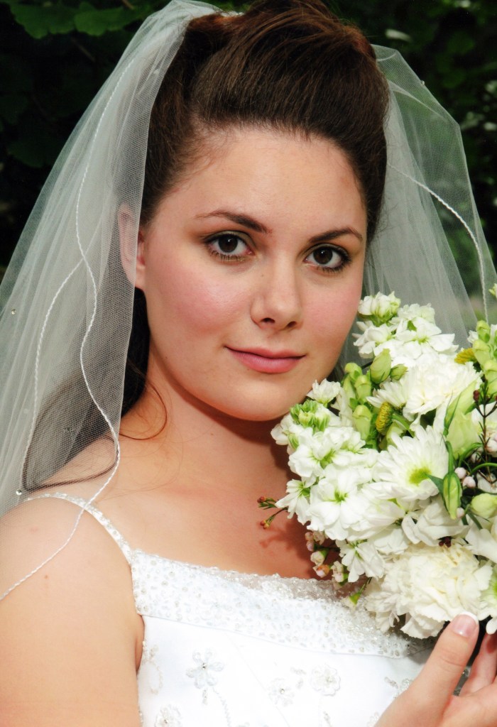 Wedding photographers London Ontario. Columbia Photos is wedding photography based in London Ontario. Owner and pro photographer is Phil Vanderpost.