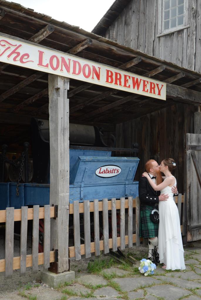 Wedding photographers London Ontario. Columbia Photos is wedding photography based in London Ontario. Owner and pro photographer is Phil Vanderpost.