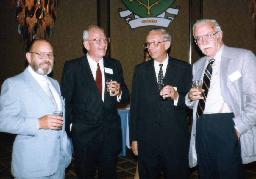 141 CKSL is London Ontario's top 40 radio station.