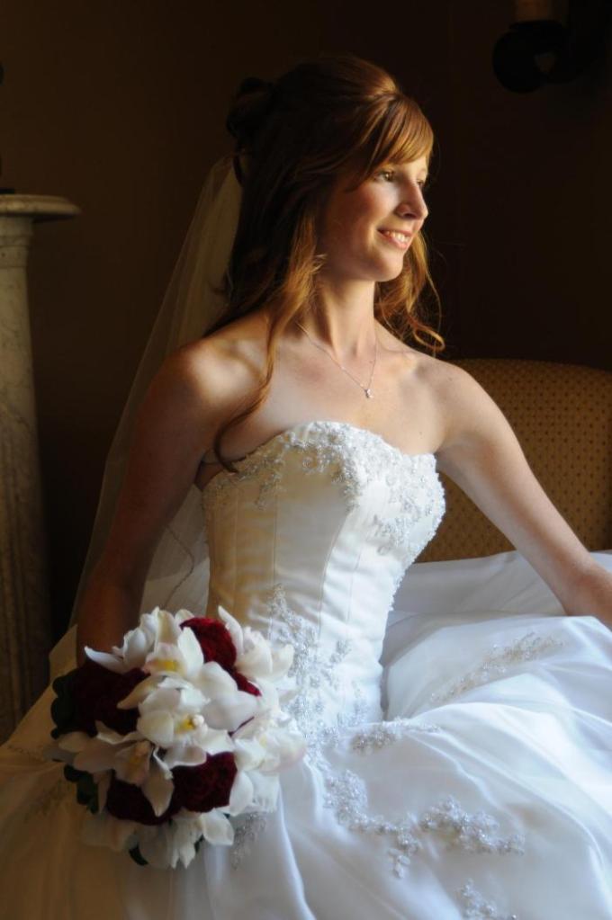 Wedding photographers London Ontario. Great country wedding photos by Columbia Photos.