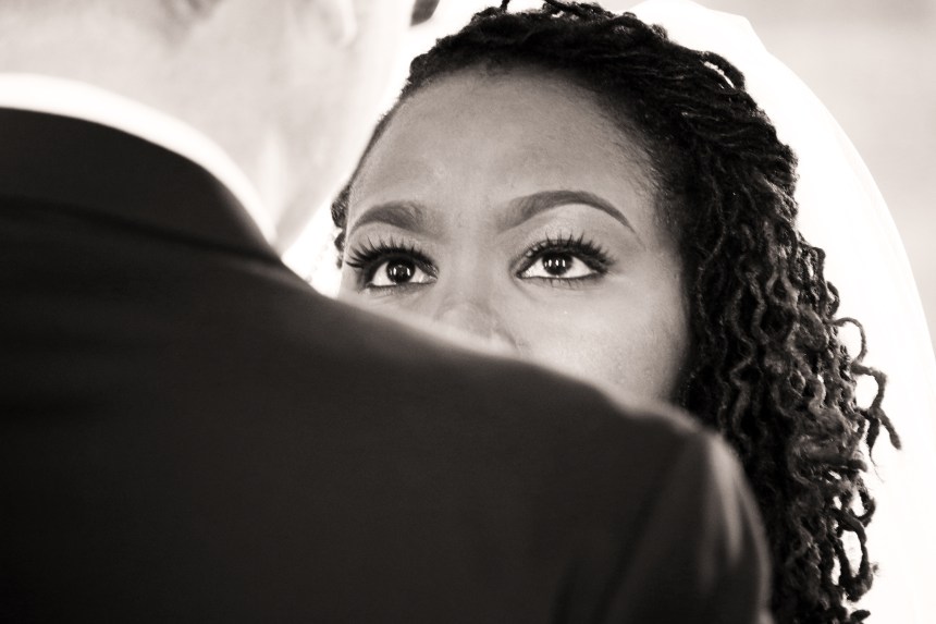 Wedding photographers London Ontario. Great country wedding photos by Columbia Photos.