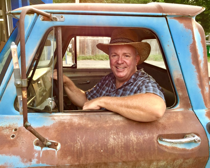 Wedding photographers London Ontario. Great country wedding photos by Columbia Photos.