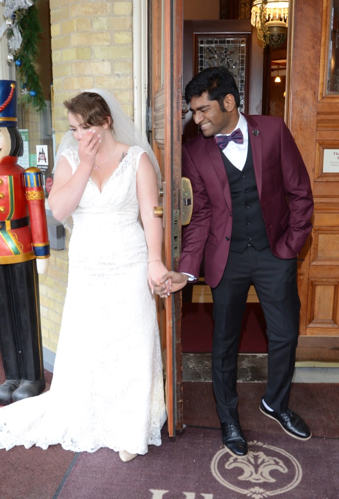 Wedding photographers London Ontario. Columbia Photos is wedding photography based in London Ontario. Owner and pro photographer is Phil Vanderpost.